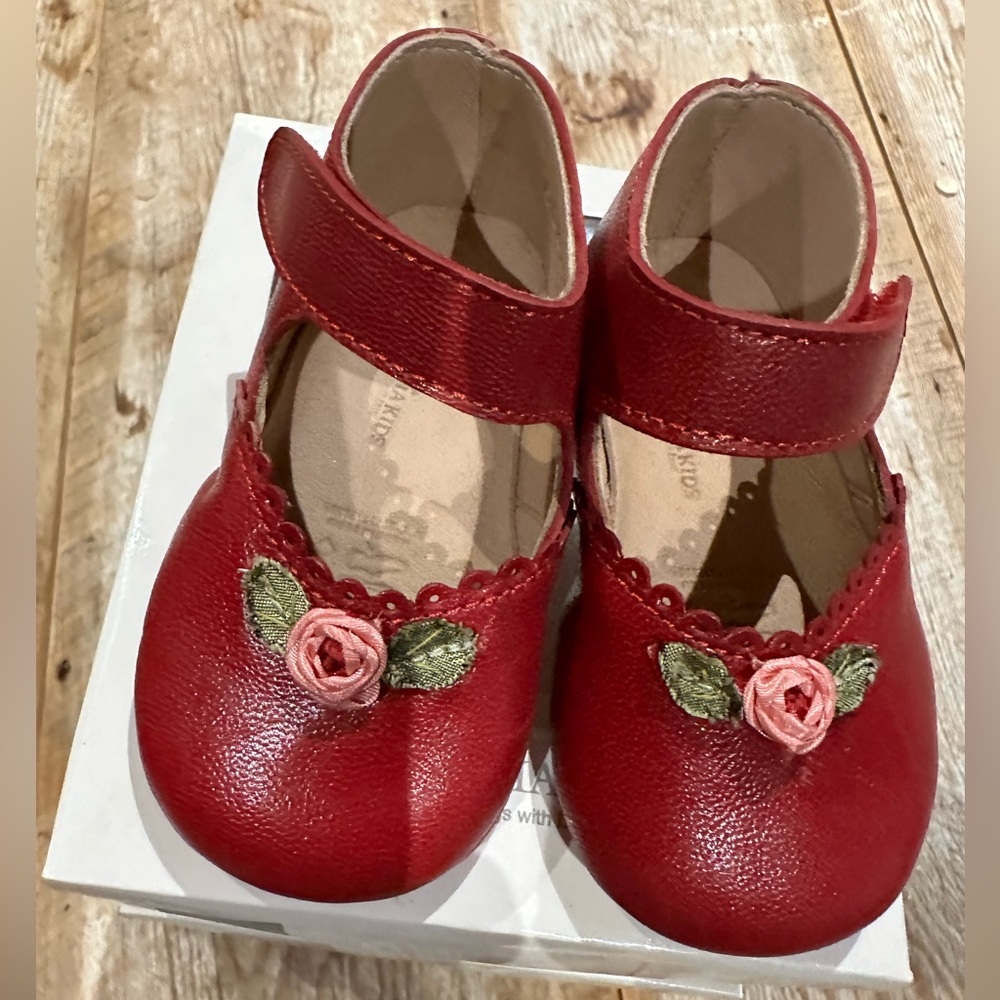 Victoria Kids Shoes Mary Jane RED Genuine Soft Leather Various sizes New in Box